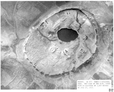 Did ancient aliens leave buildings on the moon ?